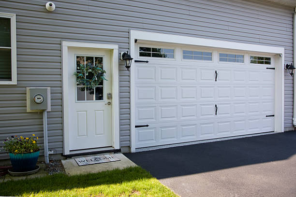 24/7 Emergency Garage Door Panel Replacement experts in Vandalia, OH